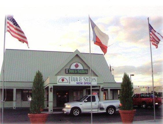 Houston Inn And Suites Екстер'єр фото